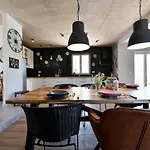 Padelin Villa *